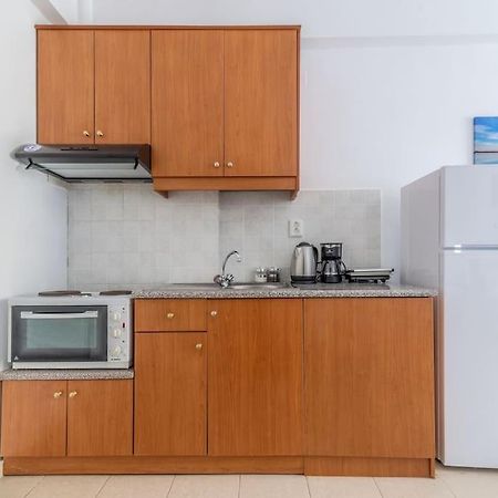 Urban Apt Next University 11 伊拉克利翁 外观 照片