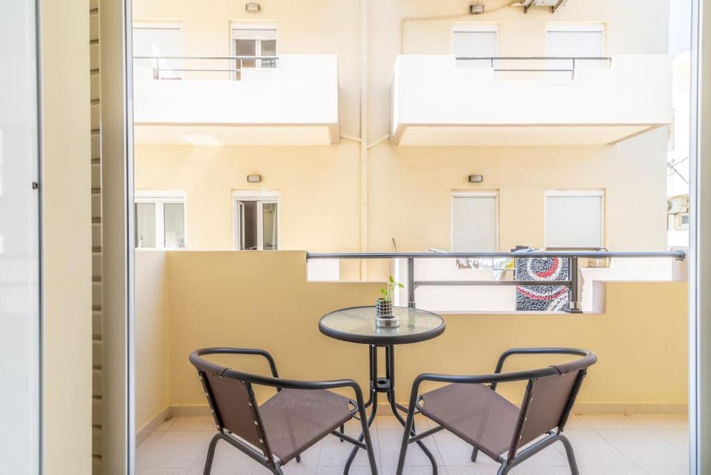 Urban Apt Next University 11 伊拉克利翁 外观 照片
